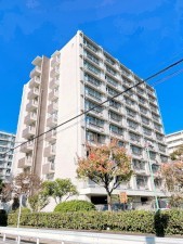 江東区亀戸、マンションの外観画像です