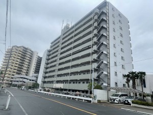 江東区東砂、マンションの外観画像です