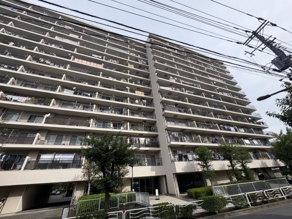 江東区南砂、マンションの外観画像です