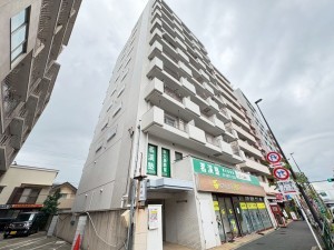 江東区大島、マンションの外観画像です