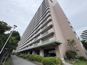 江東区南砂、マンションの外観画像です