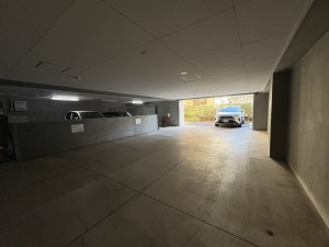 江東区大島、マンションの駐車場画像です