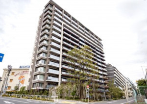 江東区清澄、マンションの外観画像です