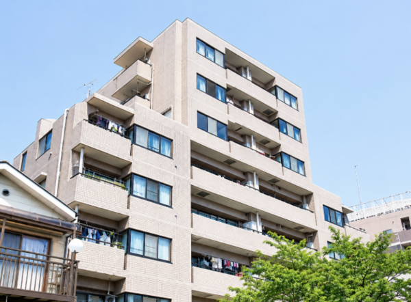 江東区牡丹、マンションの外観画像です