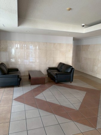 江東区大島、マンションのエントランス画像です