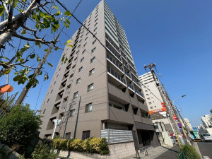 江東区大島、マンションの外観画像です