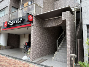 江東区亀戸、マンションの外観画像です