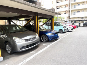 江東区大島、マンションの駐車場画像です