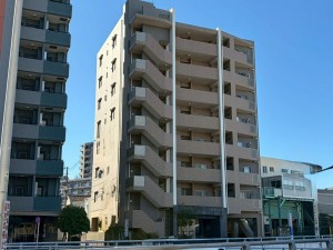 江東区南砂、マンションの外観画像です