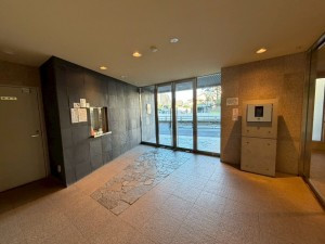 江東区南砂、マンションのエントランス画像です