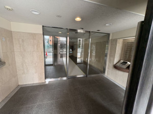 江東区白河、マンションのエントランス画像です