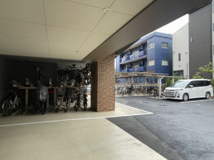 江東区東砂、マンションの駐車場画像です