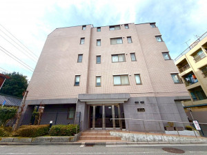 江東区大島、マンションの外観画像です