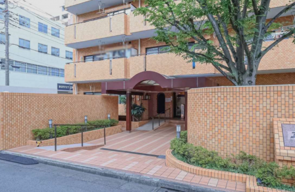 江東区東陽、マンションのエントランス画像です