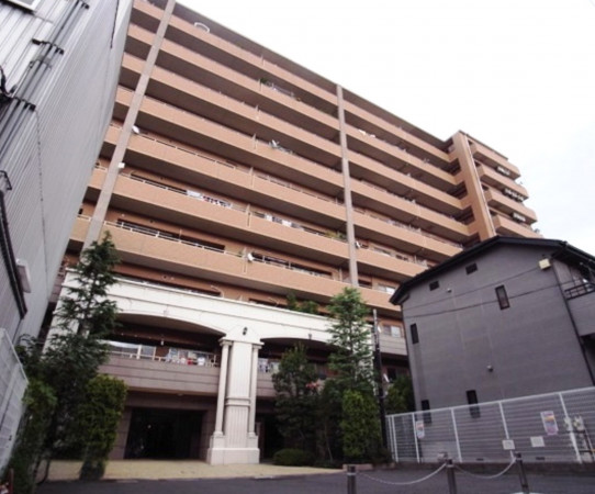 江東区枝川、マンションの外観画像です