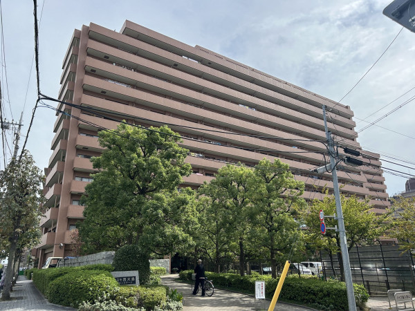 江東区北砂、マンションの外観画像です