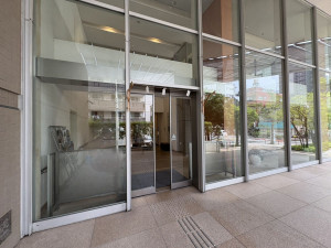 江東区白河、マンションのエントランス画像です