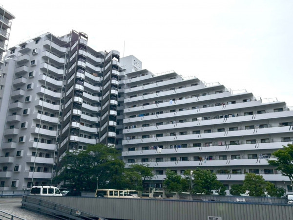 江東区越中島、マンションの外観画像です