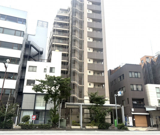 江東区富岡、マンションの外観画像です