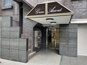 江東区東陽、マンションのエントランス画像です