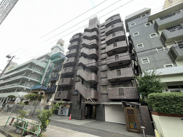 江東区東陽、マンションの外観画像です