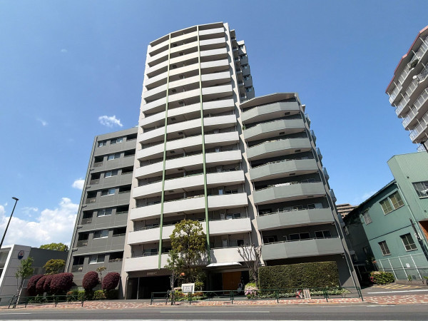 江東区東陽、マンションの外観画像です