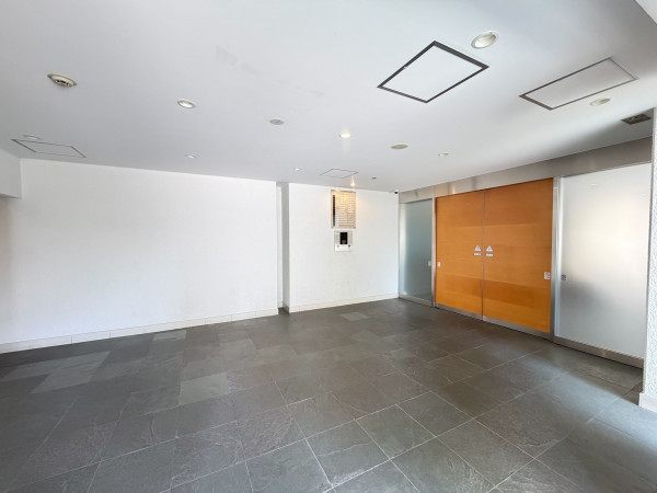 江東区東陽、マンションのエントランス画像です