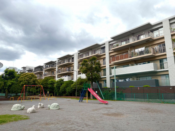 江東区大島、マンションの外観画像です