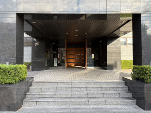 江東区千石、マンションのエントランス画像です