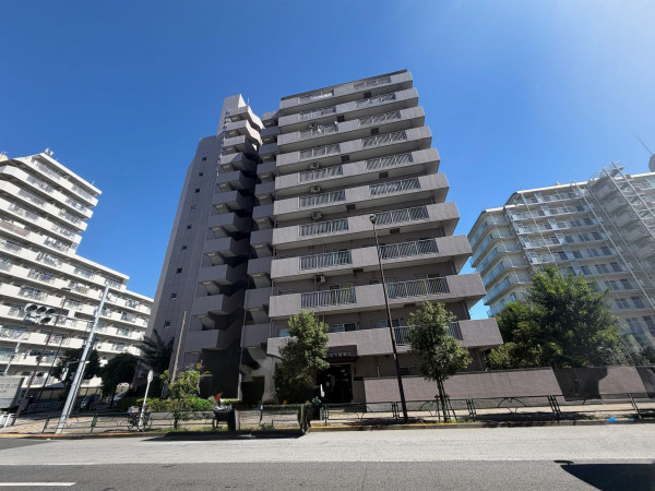 江東区東砂、マンションの外観画像です