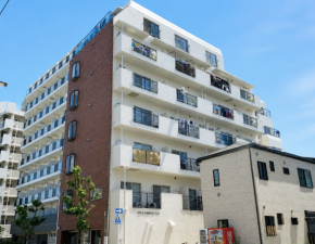 江東区亀戸、マンションの外観画像です