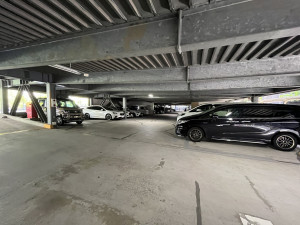 江東区潮見、マンションの駐車場画像です