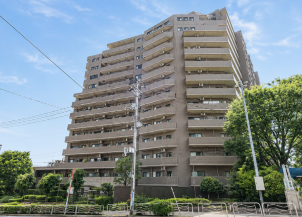 江東区南砂、マンションの外観画像です