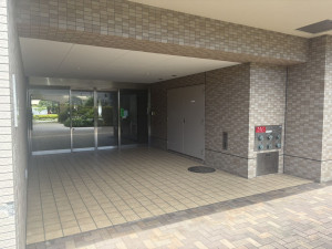 江東区塩浜、マンションのエントランス画像です
