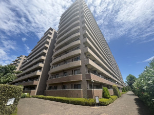 江東区塩浜、マンションの外観画像です
