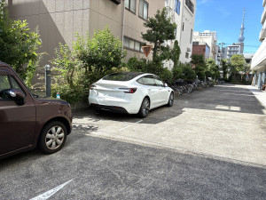 江東区住吉、マンションの駐車場画像です