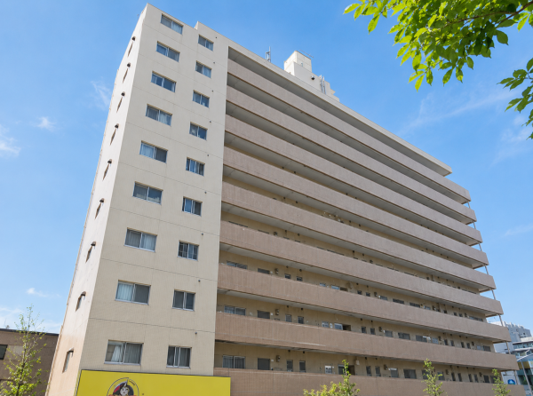 江東区大島、マンションの外観画像です