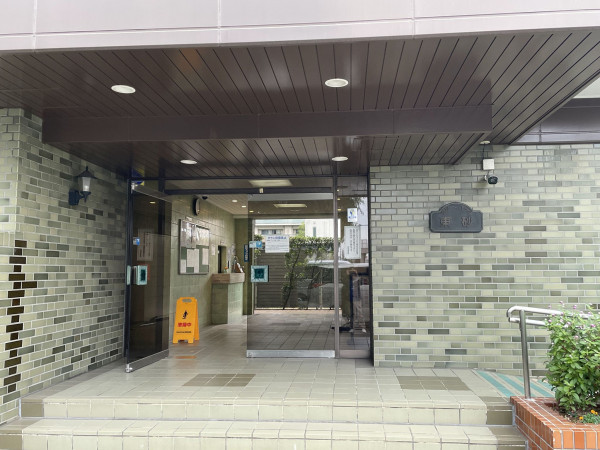 江東区東砂、マンションのエントランス画像です