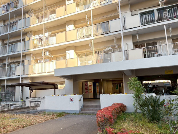 江東区南砂、マンションのエントランス画像です