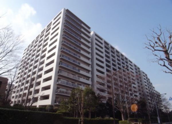 江東区南砂、マンションの外観画像です