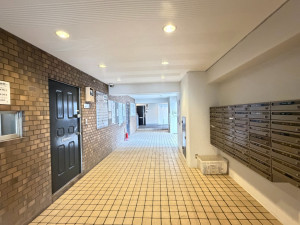 江東区亀戸、マンションのエントランス画像です