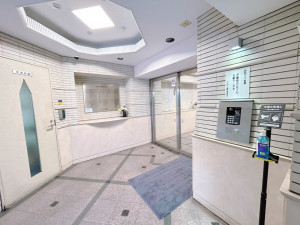 江東区亀戸、マンションのエントランス画像です