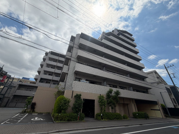 江東区北砂、マンションの外観画像です
