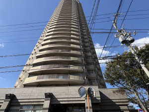 江東区大島、マンションの外観画像です