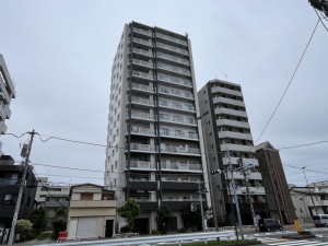江東区東陽、マンションの外観画像です