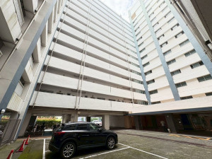 江東区北砂、マンションの駐車場画像です