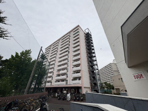 江東区南砂、マンションの外観画像です