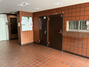 江東区亀戸、マンションのエントランス画像です