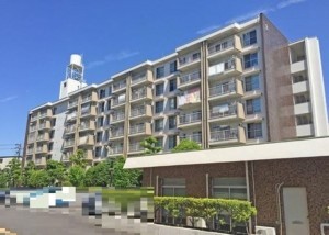 名古屋市名東区社口、マンションの外観画像です