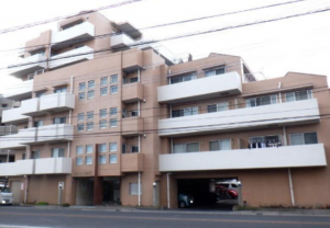 春日部市備後東、中古マンションの外観画像です
